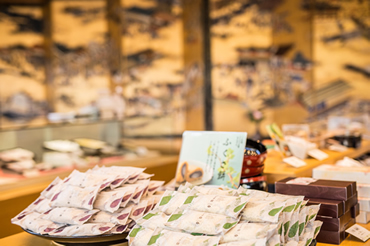 和菓子村上十間町店